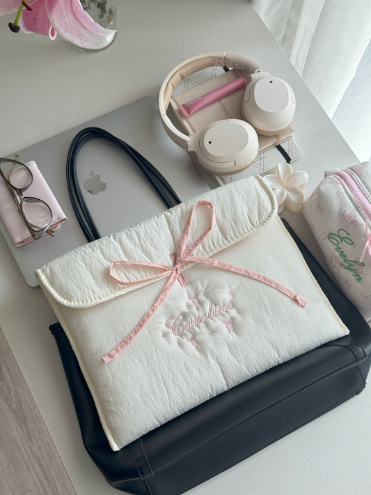 Laptop Sleeve - Ribbon Kiss 3