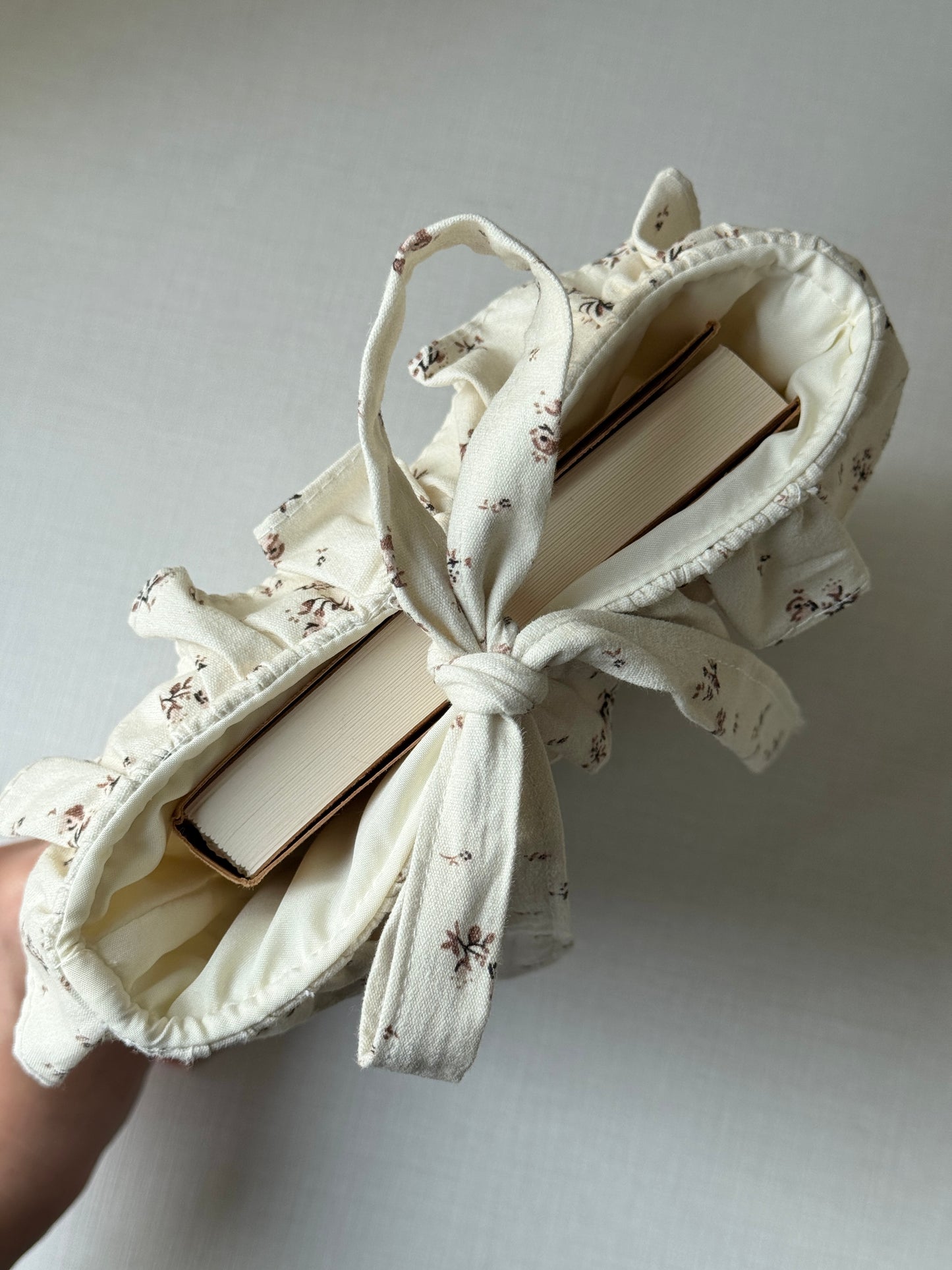 Book Sleeve - Vintage Bloom