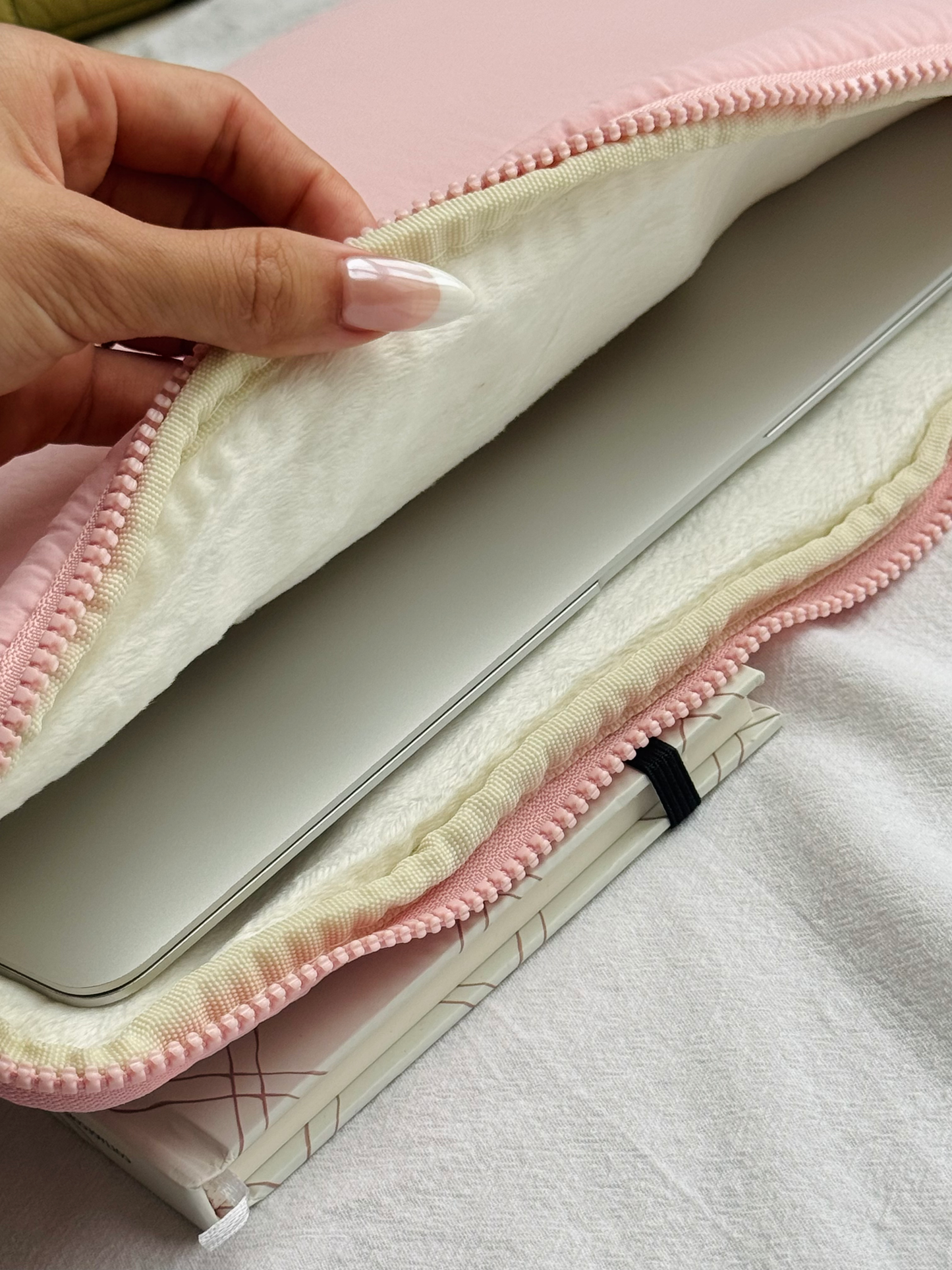 Personalized Pink Laptop Sleeve with Embroidered Name & Red Bows - 13 inches
