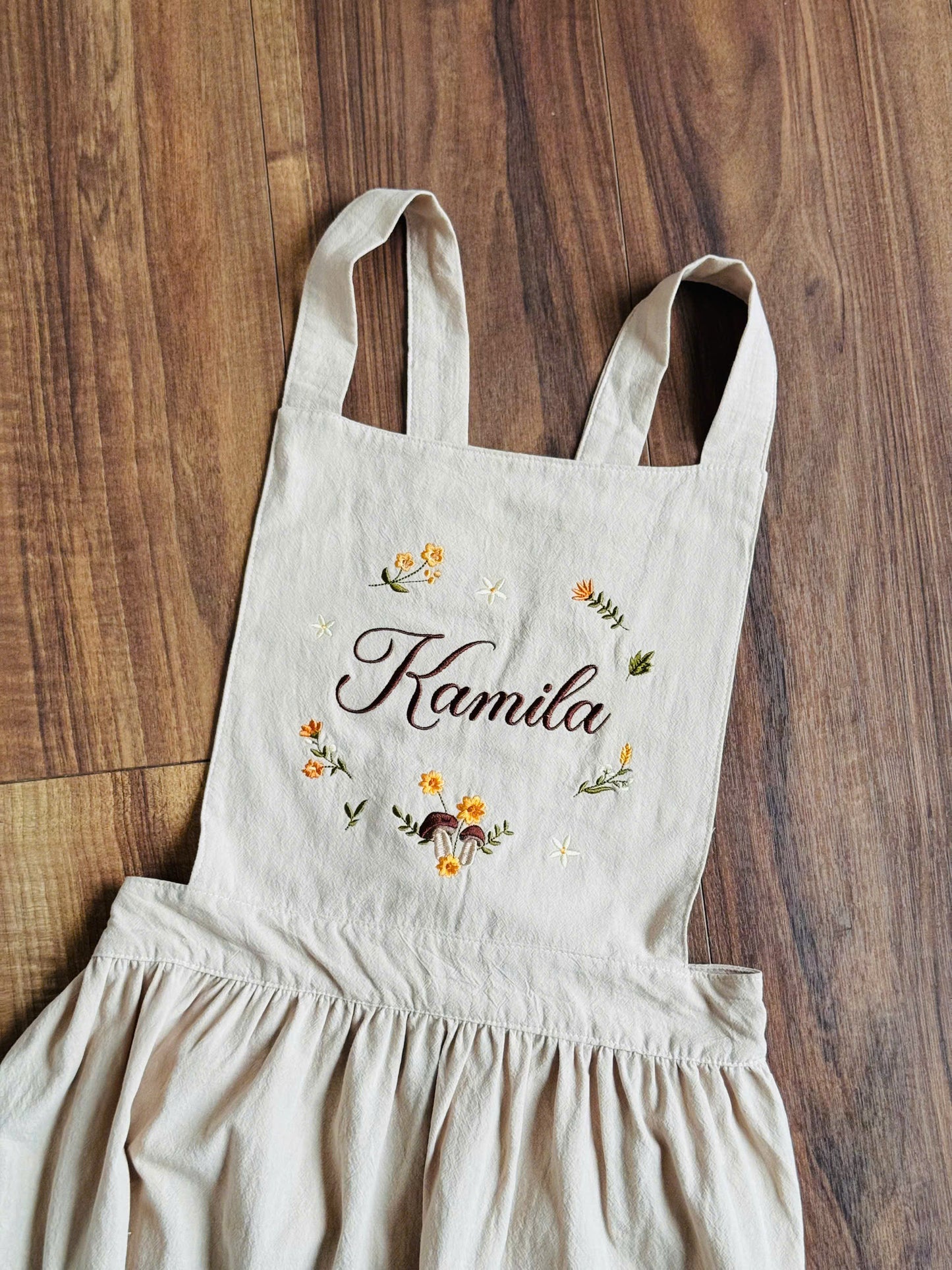 Personalized Beige Apron with Botanical Embroidery & Name