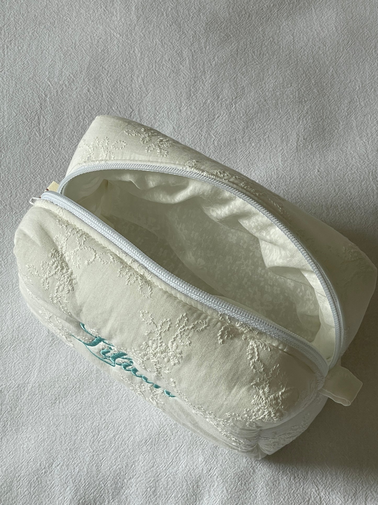 Makeup Pouch - White Bloom - Custom Name