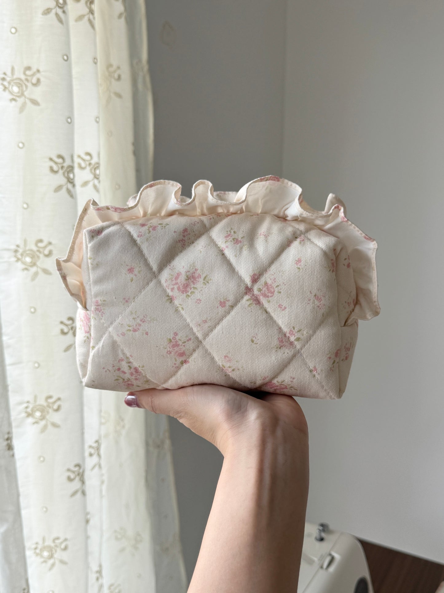 Makeup Pouch - Vanilla Rose
