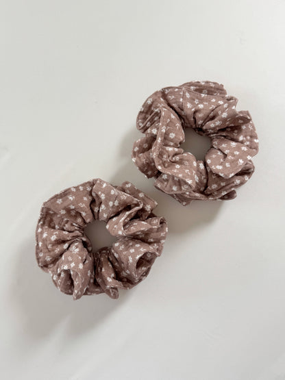 Scrunchie - Floral Brown