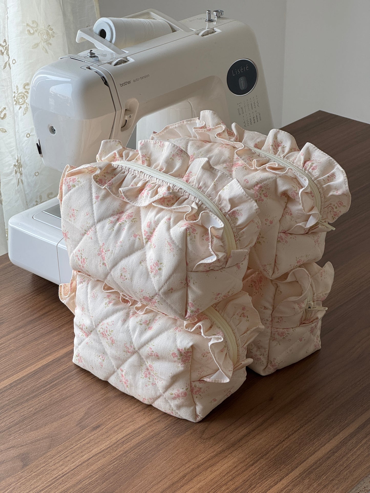 Makeup Pouch - Vanilla Rose