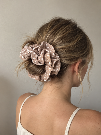 Scrunchie - Floral Brown