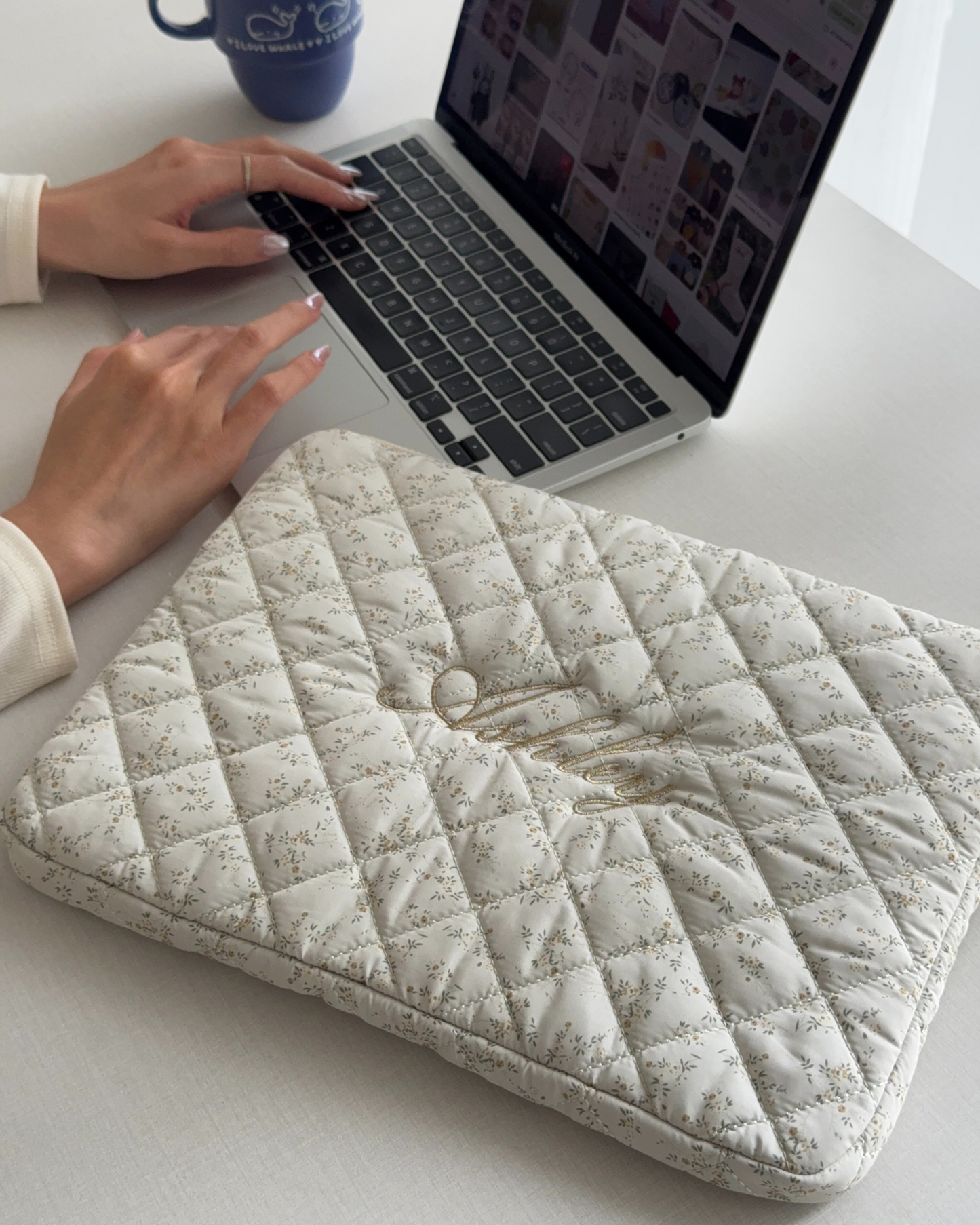 Laptop Sleeve - Ivory Blossom