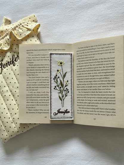 Embroidered Bookmark - Daisy