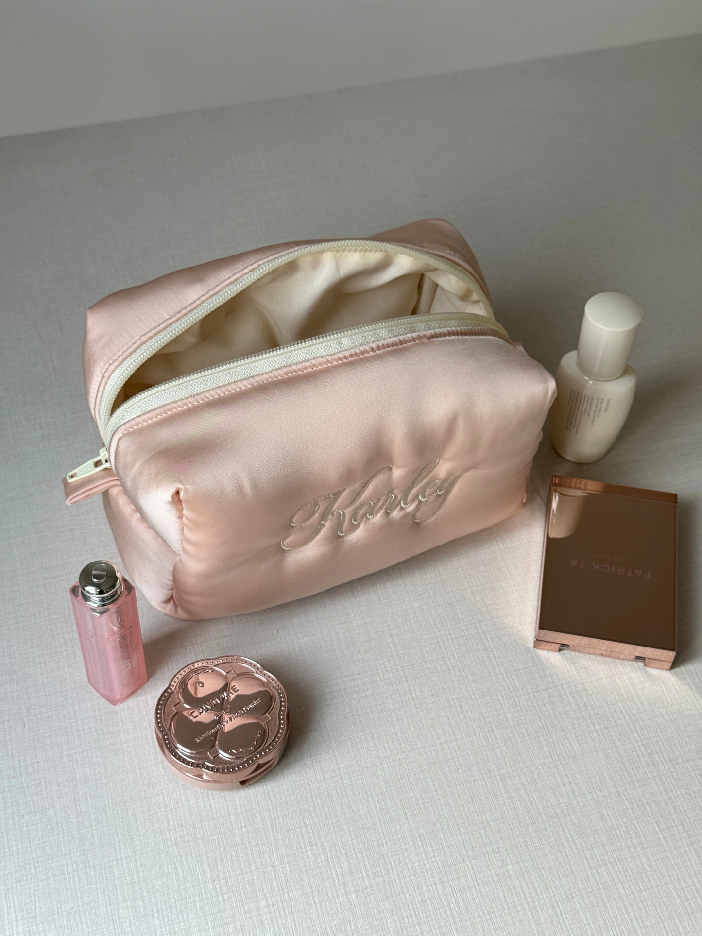 Makeup Pouch - Silk Dream - Custom Name