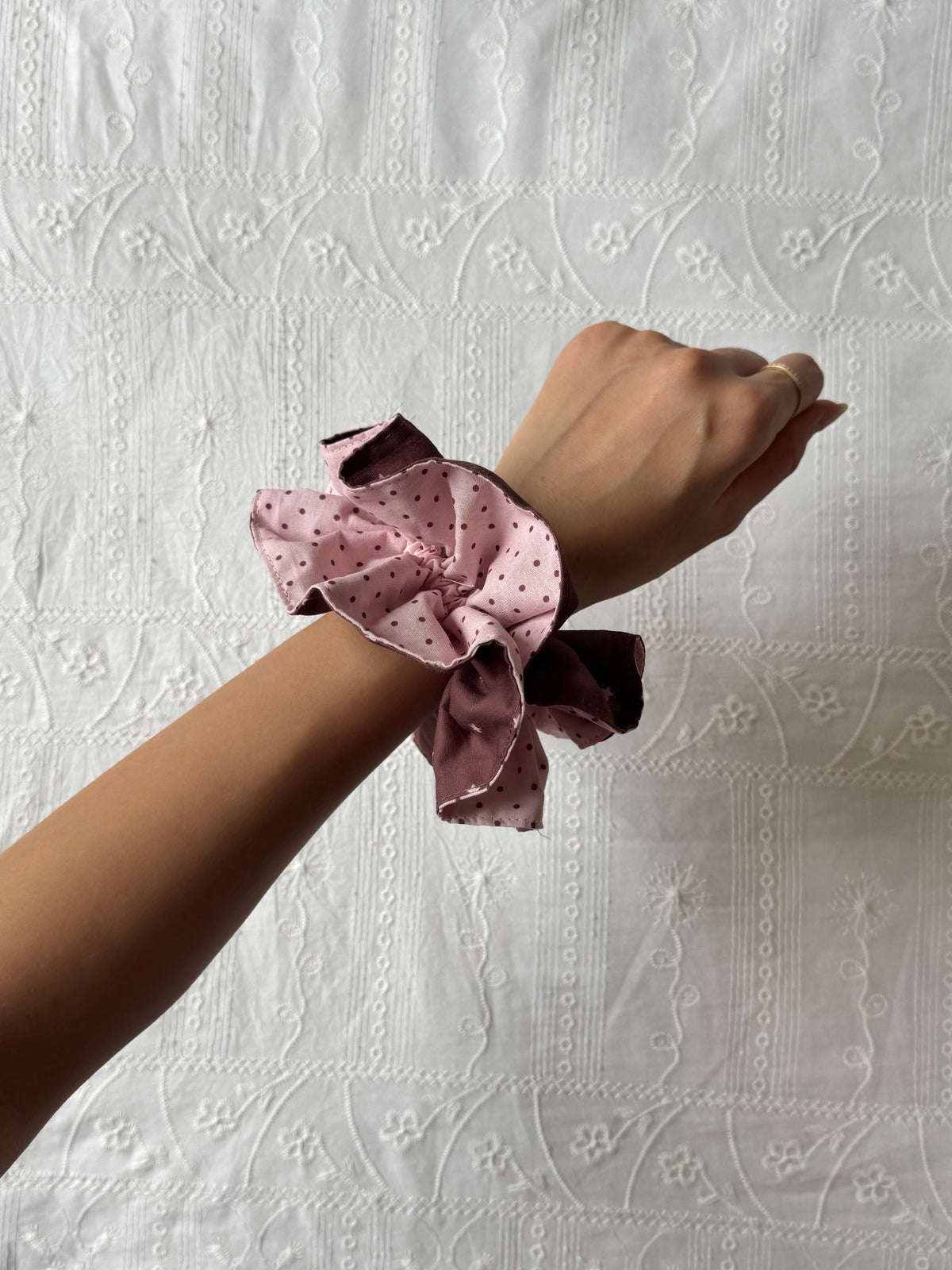 Scrunchie - Polka Brown & Pink