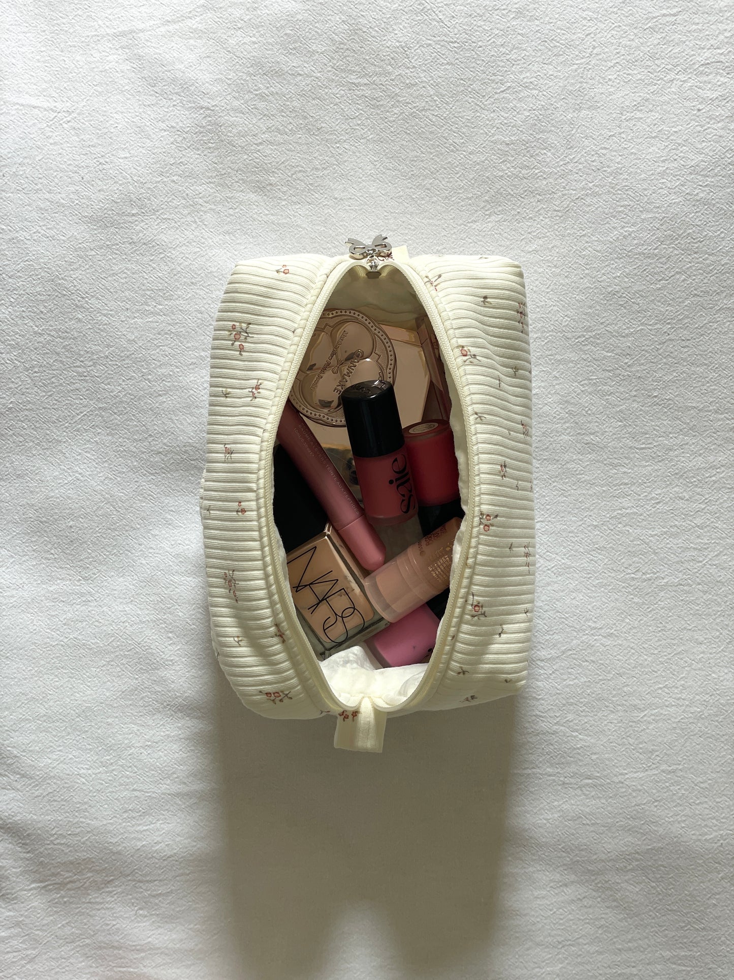 Makeup Pouch - Cottage Blossom - Custom Name