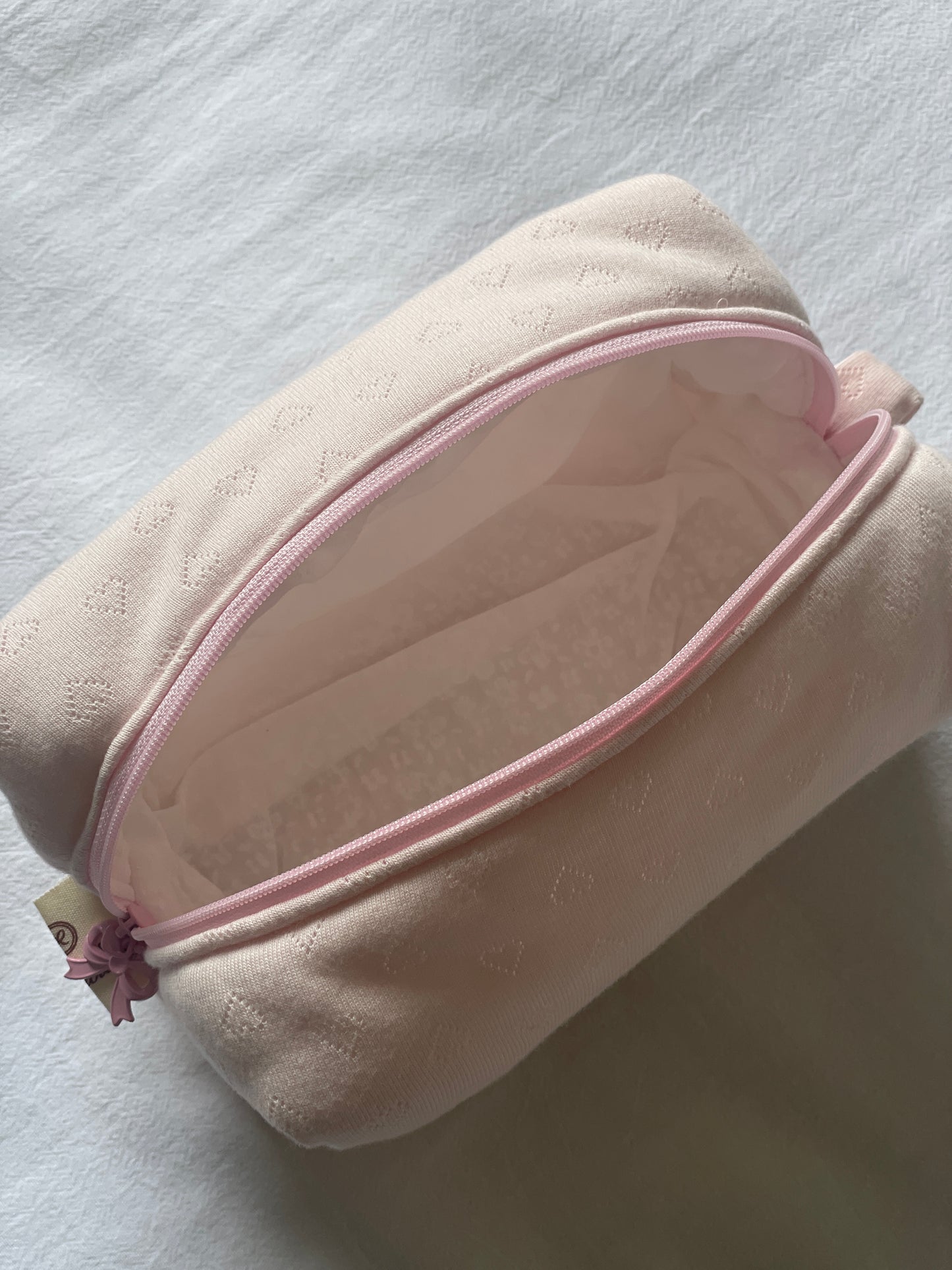 Makeup Pouch - Soft Heart