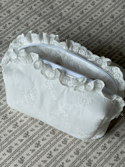 Makeup Pouch - White Bloom 2