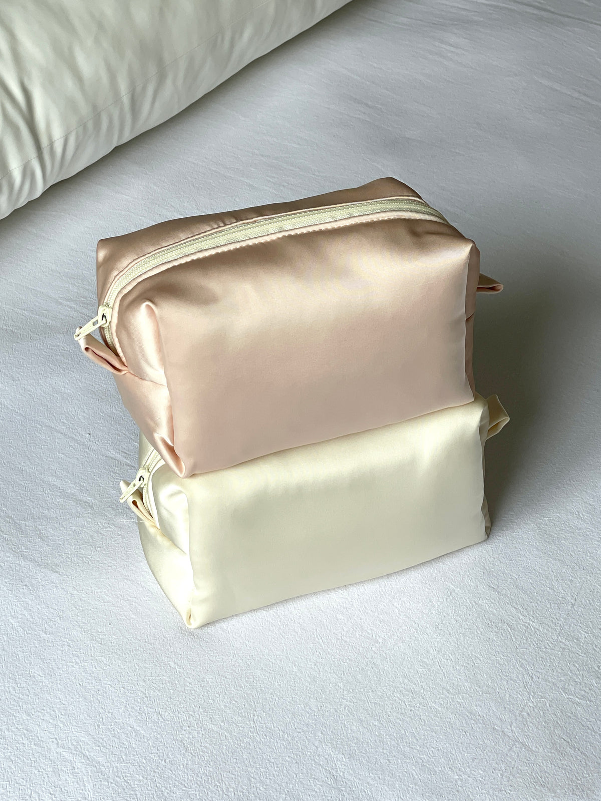 Makeup Pouch - Soft Dream