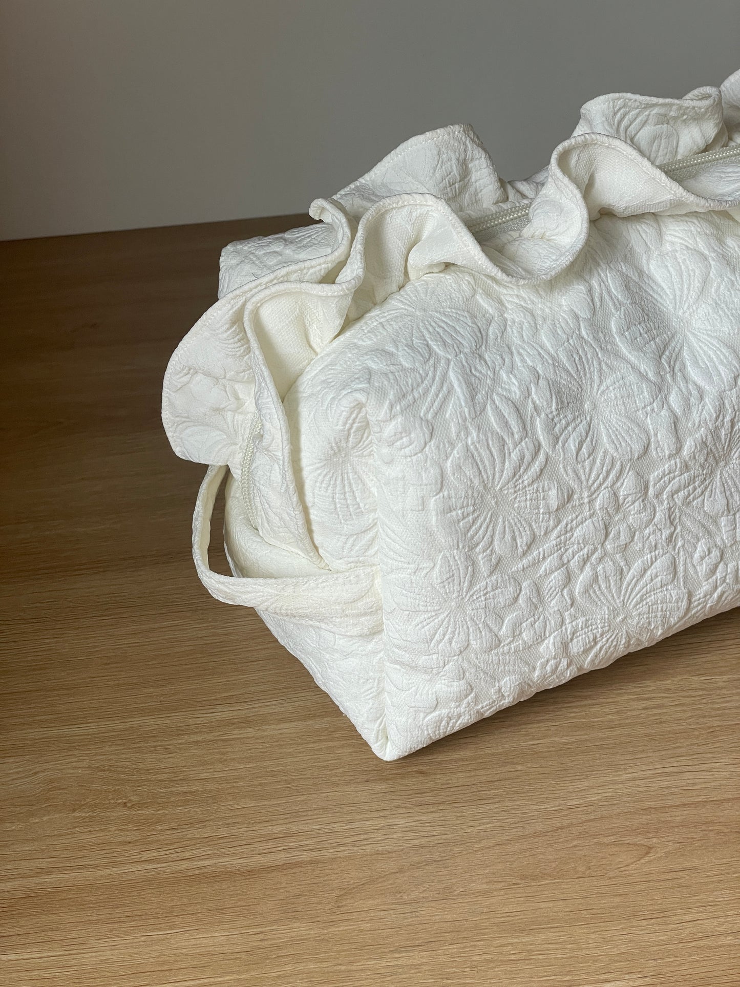 Dyson Airwrap Pouch - White Garden