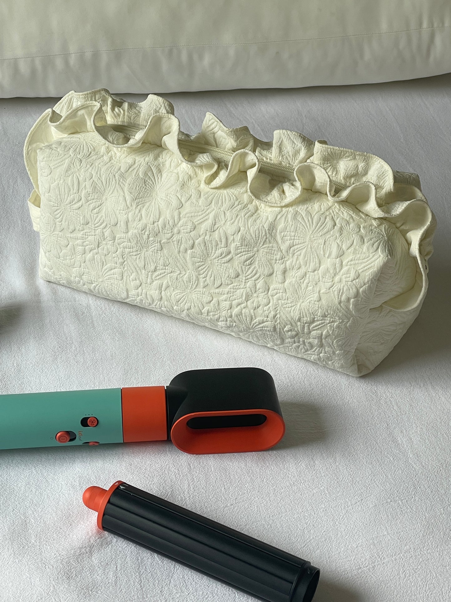 Dyson Airwrap Pouch - White Garden