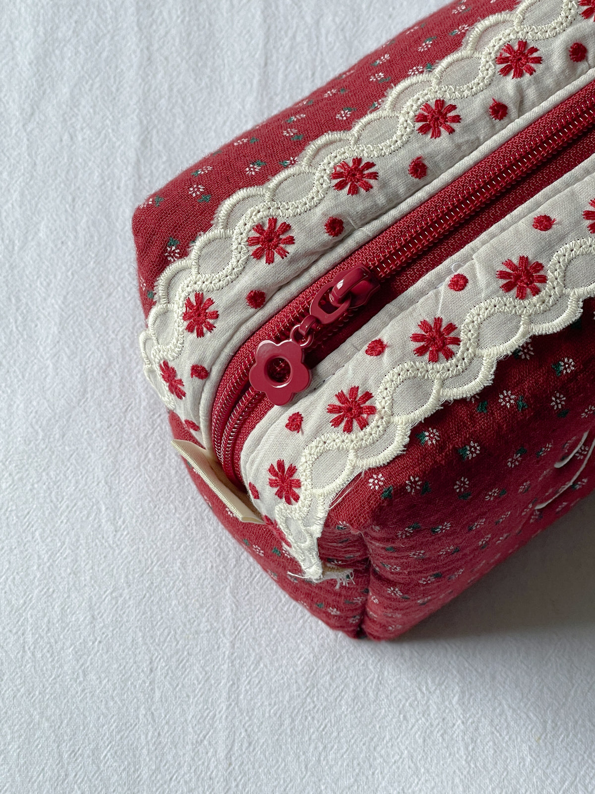 Makeup Pouch - Vintage Berry - Custom Name